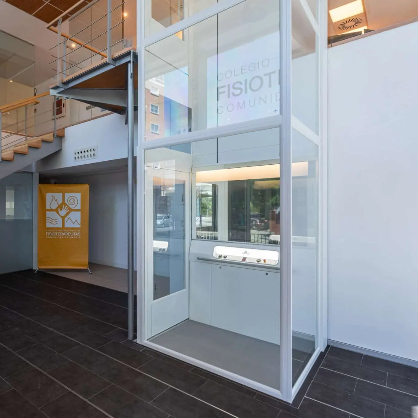 Aritco PublicLift Access