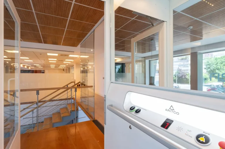 Aritco PublicLift Access